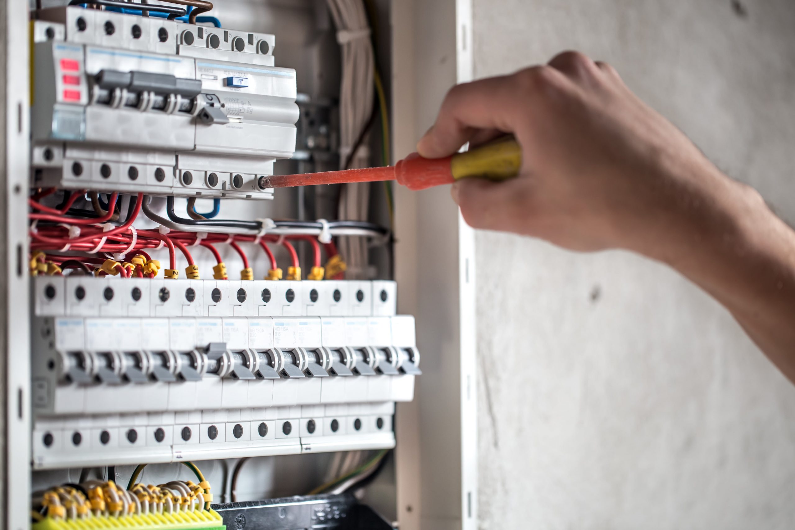 O que o Eletricista Residencial Precisa Saber?