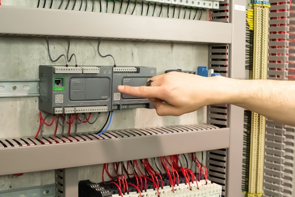 programar um CLP