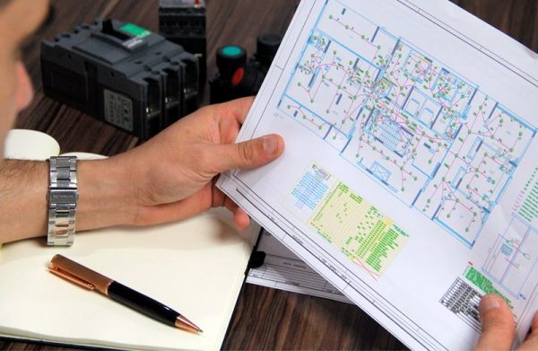 ler e interpretar diagramas - principais erros na elétrica industrial