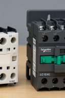 como funciona o contator